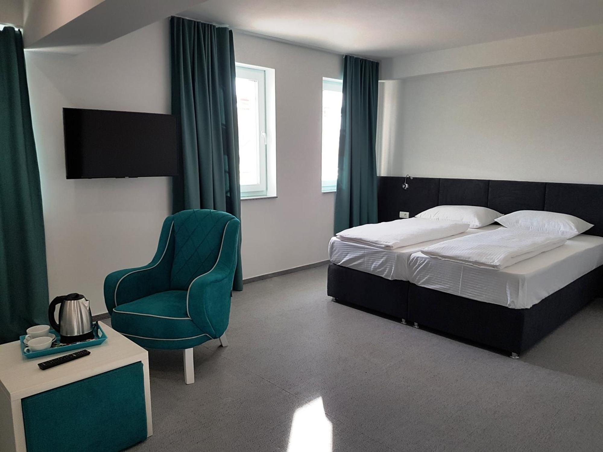 Hotel Sax Gracanica Gracanica  Екстериор снимка